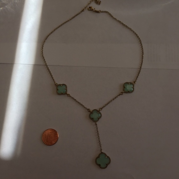 Beautiful Dainty Necklace - Picture 3 of 13